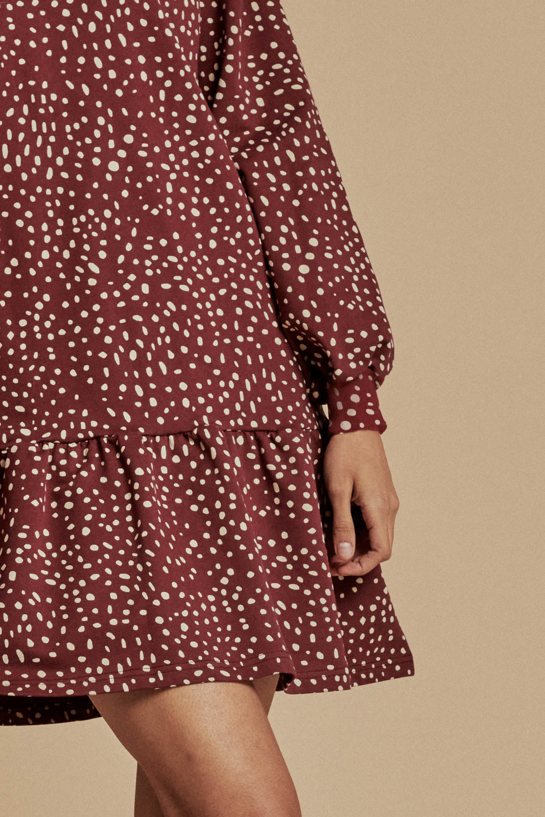 Hupparimekko, Wild Dots Burgundy