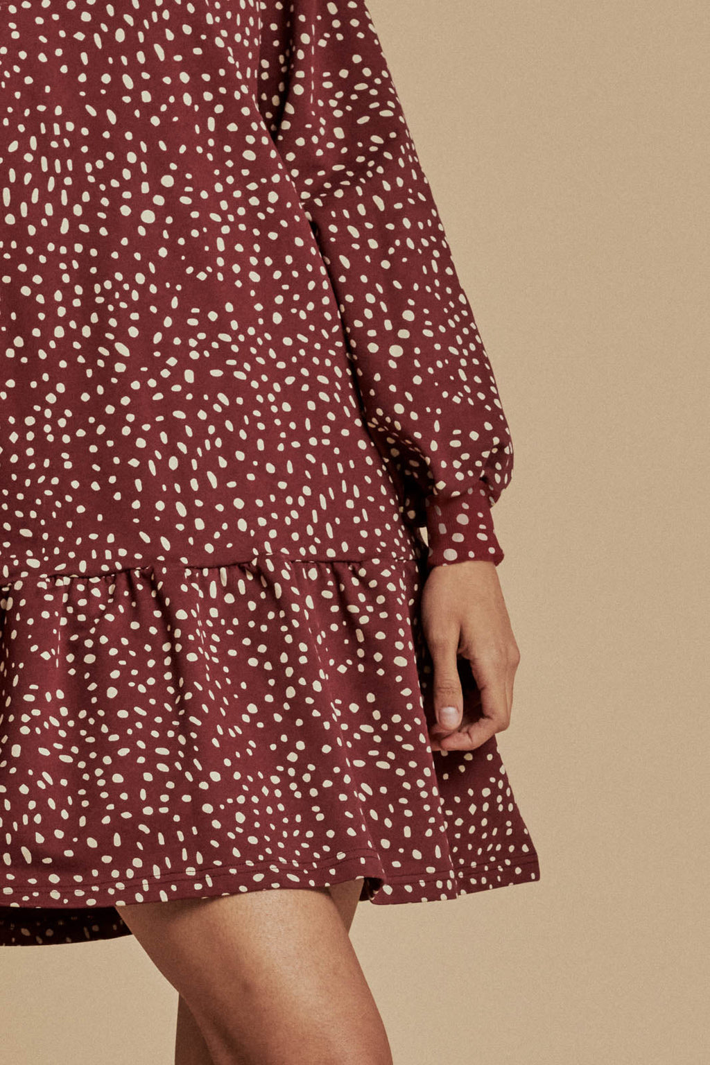 Hupparimekko, Wild Dots Burgundy